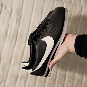Nike leather Cortez Shoes w snakeskin print